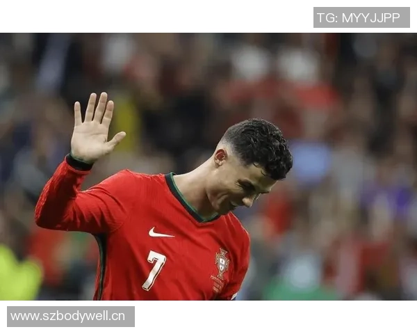 足球明星传奇发型女的时尚魅力与个性风采解析